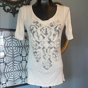 Daytrip White Embroidered Scoop Neck Short Sleeve Top